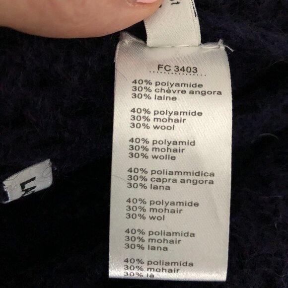 Lacoste Casual Open Weave Knit Wrap/Scarf in Deep Eggplant Purple Sz OS - Picture 7 of 10